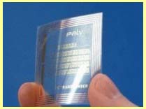 Typický vzhled čipu RFID.
